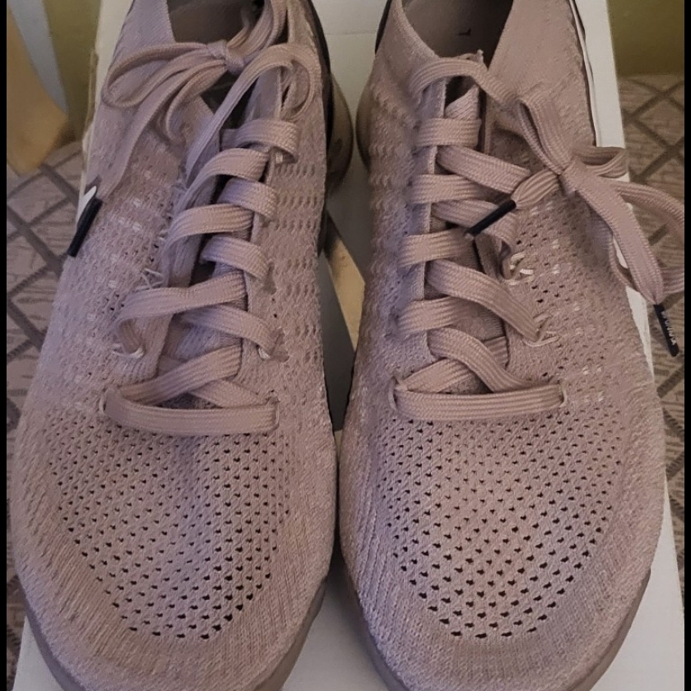 Stylish Beige Knit Sneakers